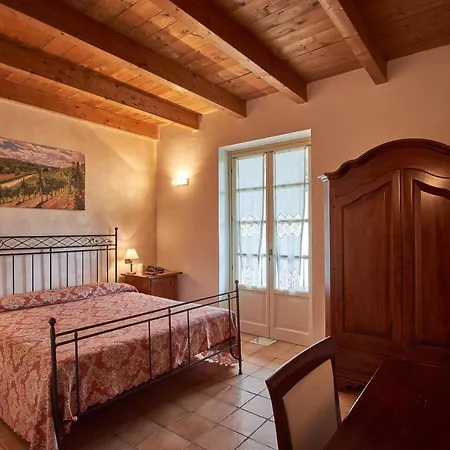 Agriturismo Podere La Piazza Costigliole d'Asti Exterior foto