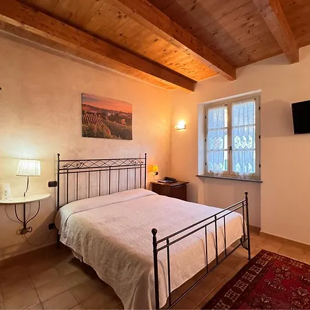 Agriturismo Podere La Piazza Costigliole d'Asti Exterior foto