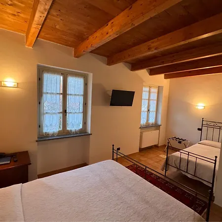 Agriturismo Podere La Piazza Costigliole d'Asti Exterior foto