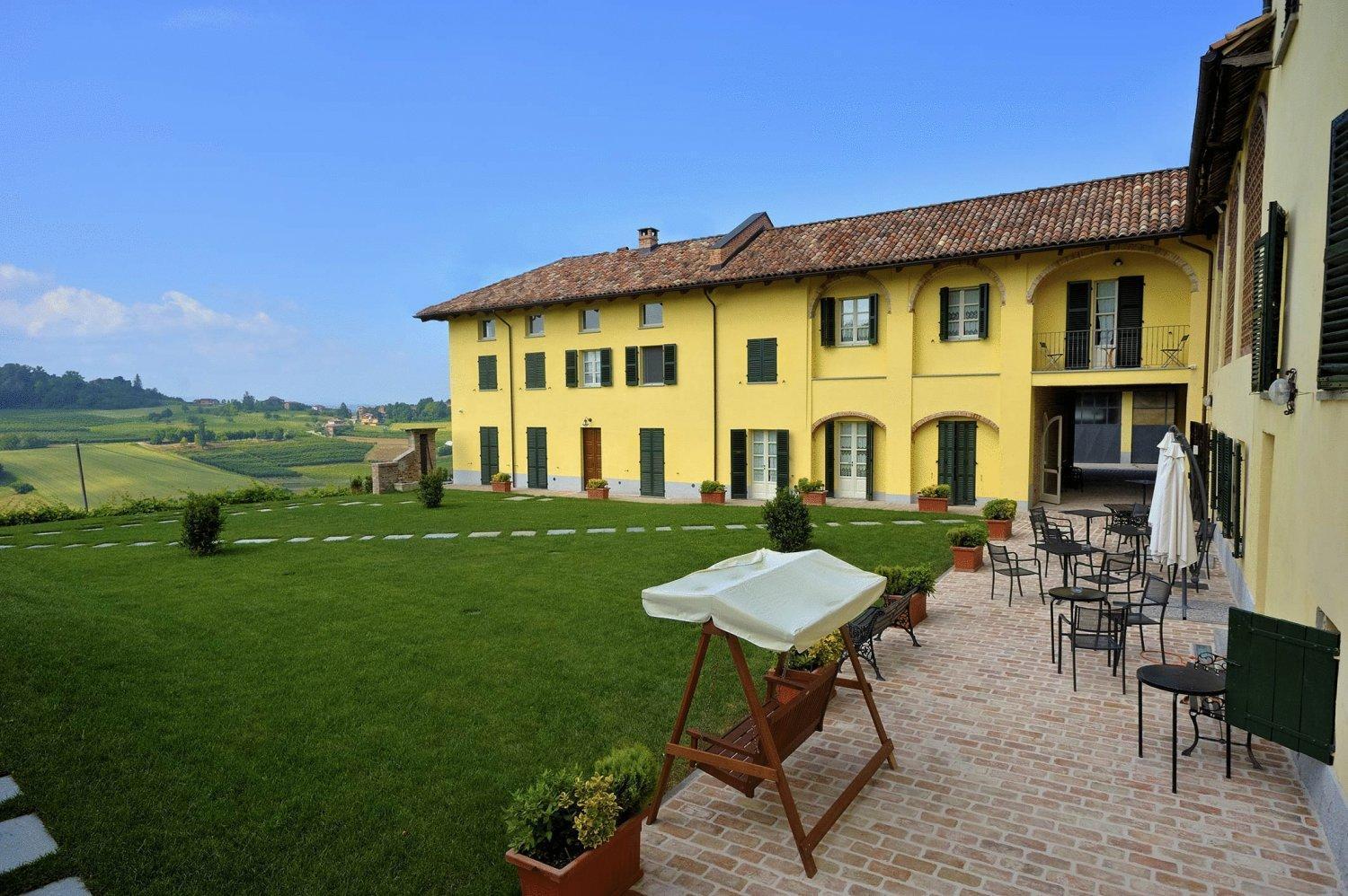 Podere La Piazza Bauernhof Costigliole d'Asti
